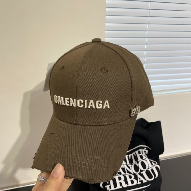 BALENCIAGA